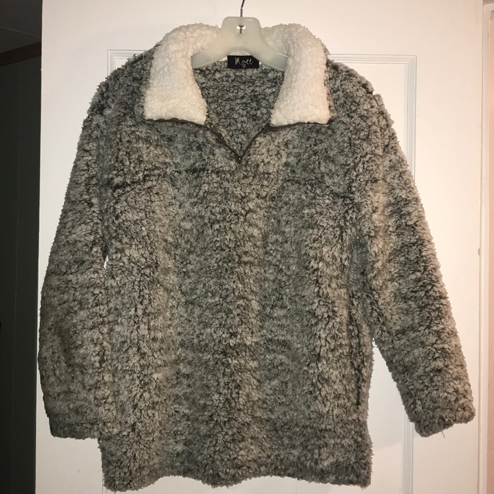 Green Sherpa pullover